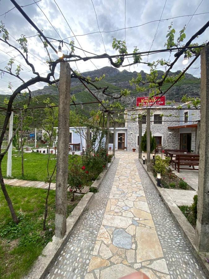 Kulla E Vjeter Hotel Koman Exterior photo